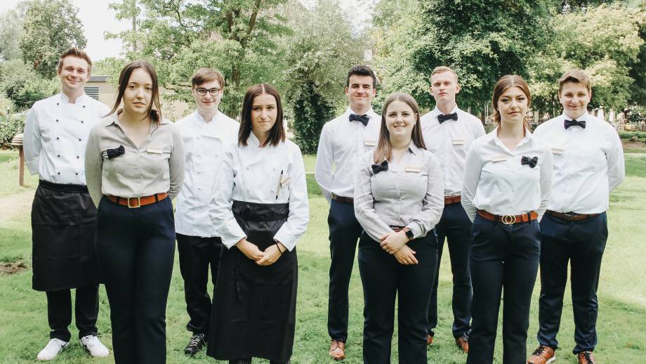 Voshövel-Azubis starten ihre Ausbildung Symbolfoto