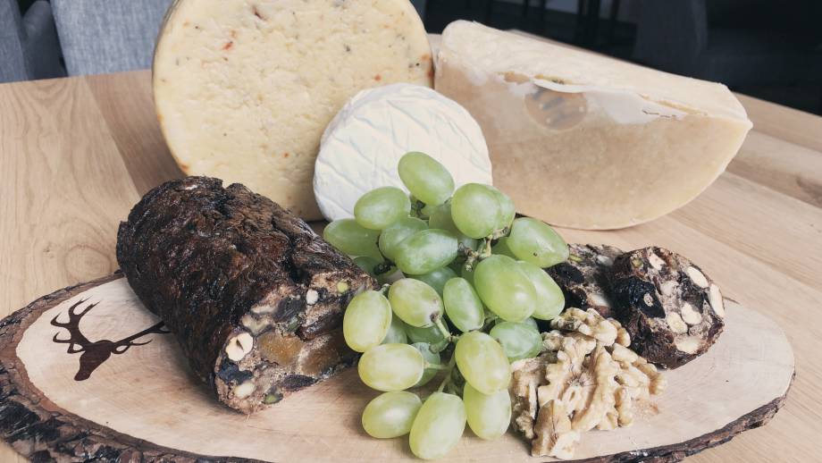 Früchtebrot aus eigener Herstellung Symbolfoto